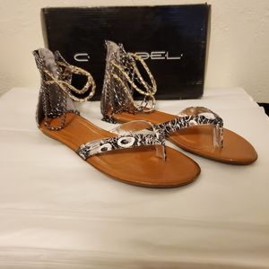 C label sandals